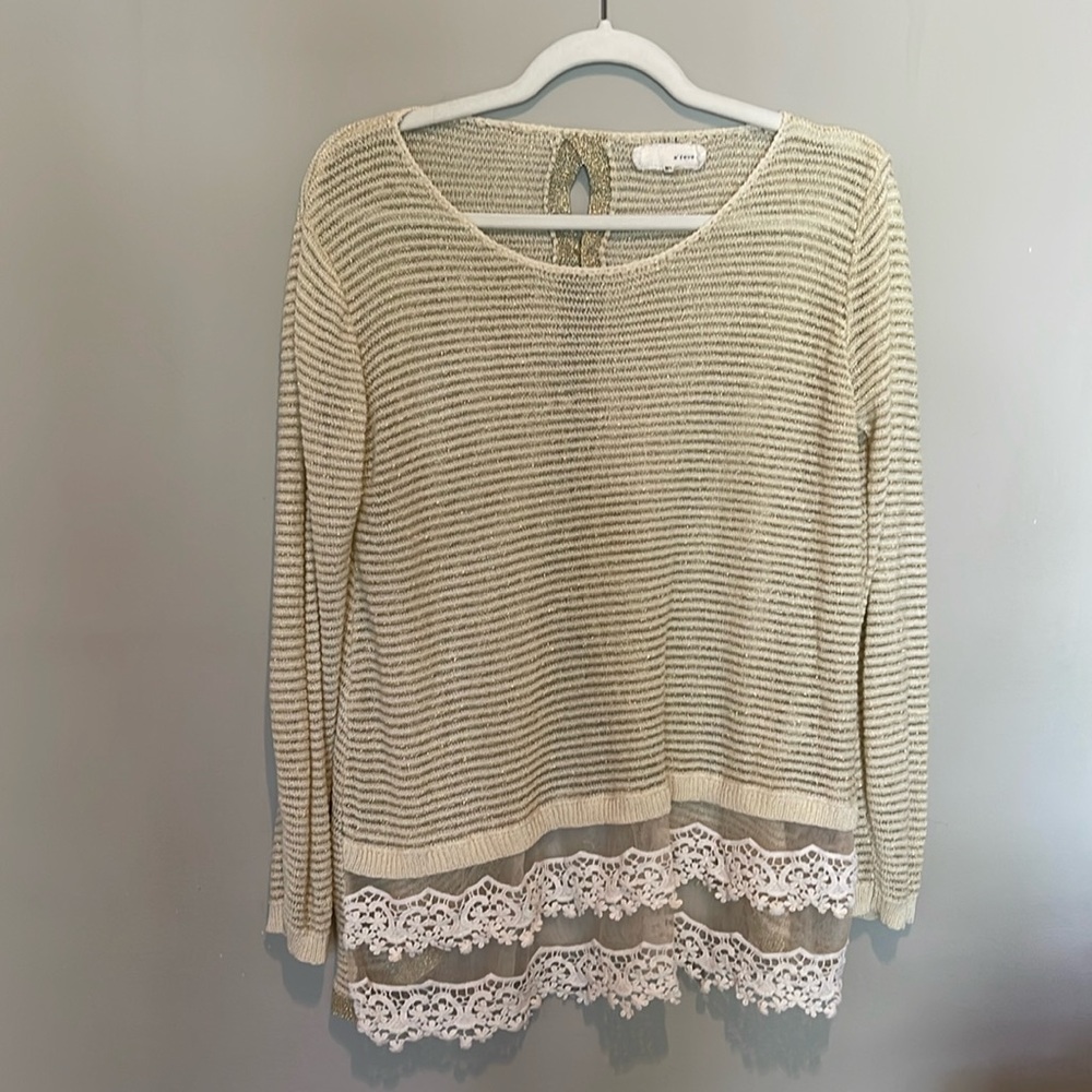 A’Reve Cream Metallic Gold Knit Striped Long Sleeve Lace Hem Split Back Top M/L